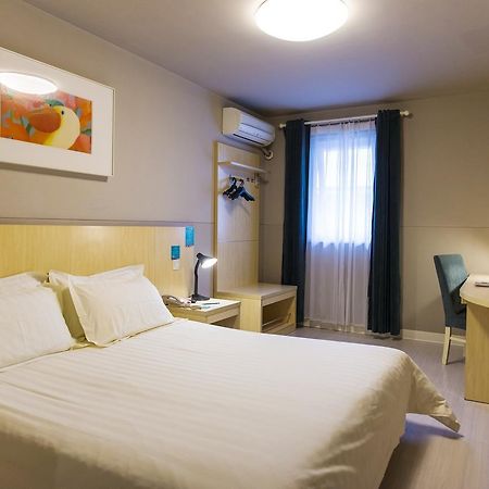 Bestay Hotel Express Shenyang Imperial Palace Huaiyuanmen Subway Station מראה חיצוני תמונה