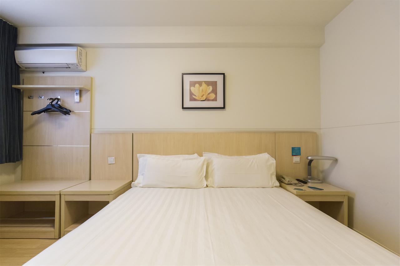 Bestay Hotel Express Shenyang Imperial Palace Huaiyuanmen Subway Station מראה חיצוני תמונה