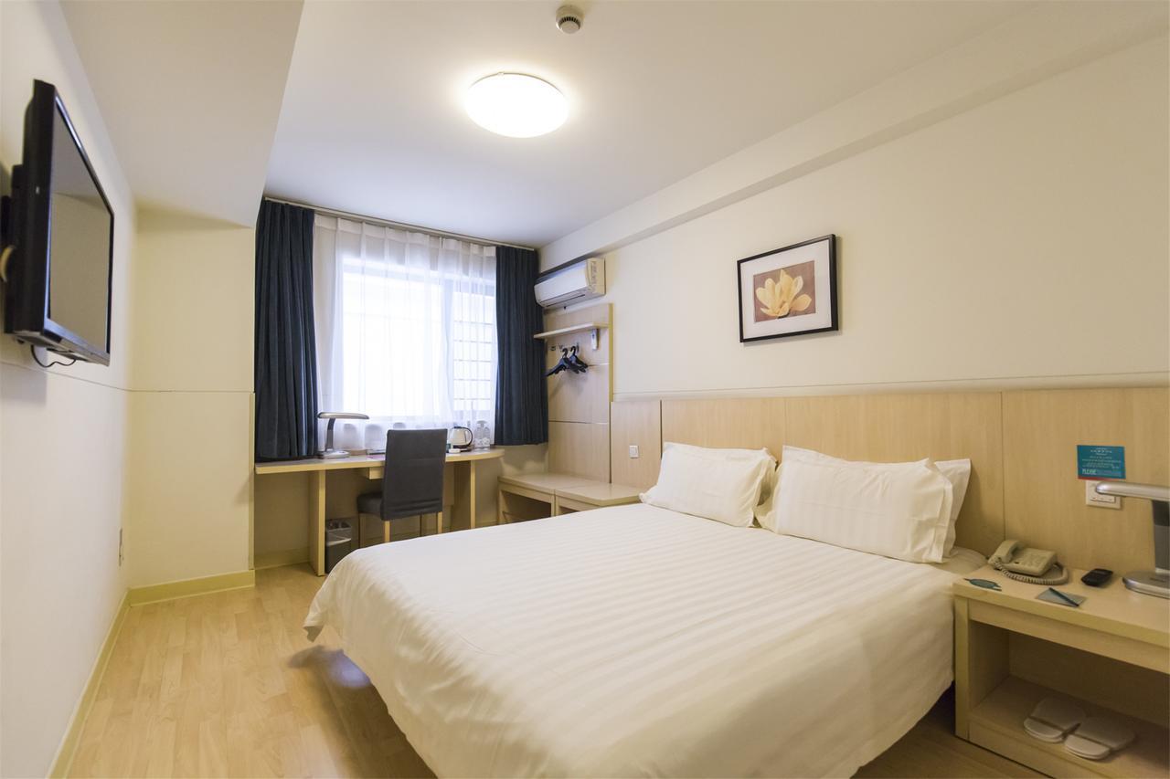 Bestay Hotel Express Shenyang Imperial Palace Huaiyuanmen Subway Station מראה חיצוני תמונה