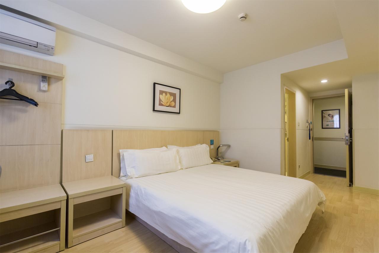 Bestay Hotel Express Shenyang Imperial Palace Huaiyuanmen Subway Station מראה חיצוני תמונה