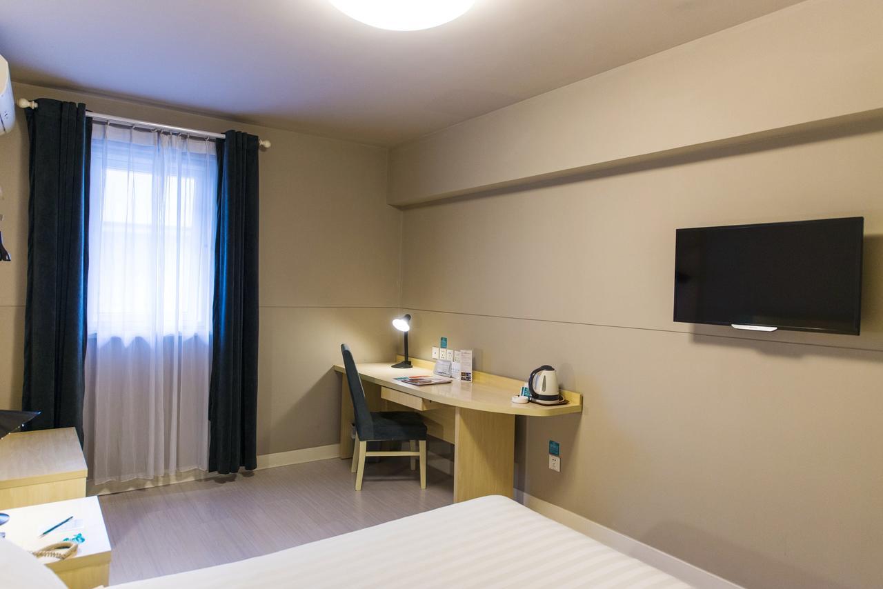 Bestay Hotel Express Shenyang Imperial Palace Huaiyuanmen Subway Station מראה חיצוני תמונה